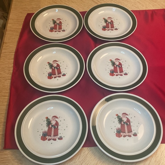 Santa Bread & Butter Plate (6) - Picture 6 of 8